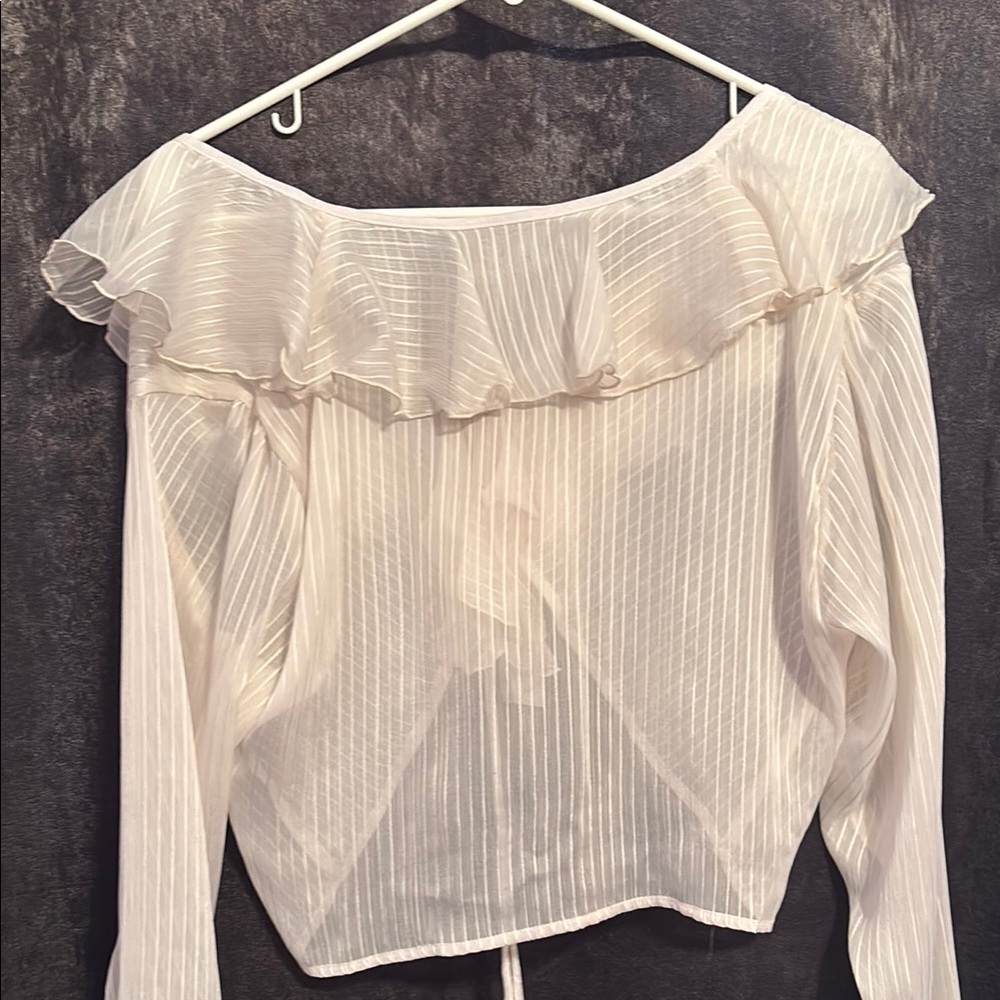 Chic Cream Ruffled Blouse - Picture 8 of 8